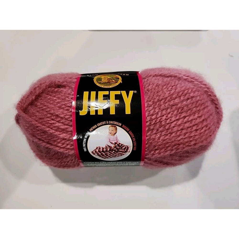 Lion Brand Jiffy Yarn 195 Dusty Pink Bulky Acrylic 3oz 135yd Made in Turkey